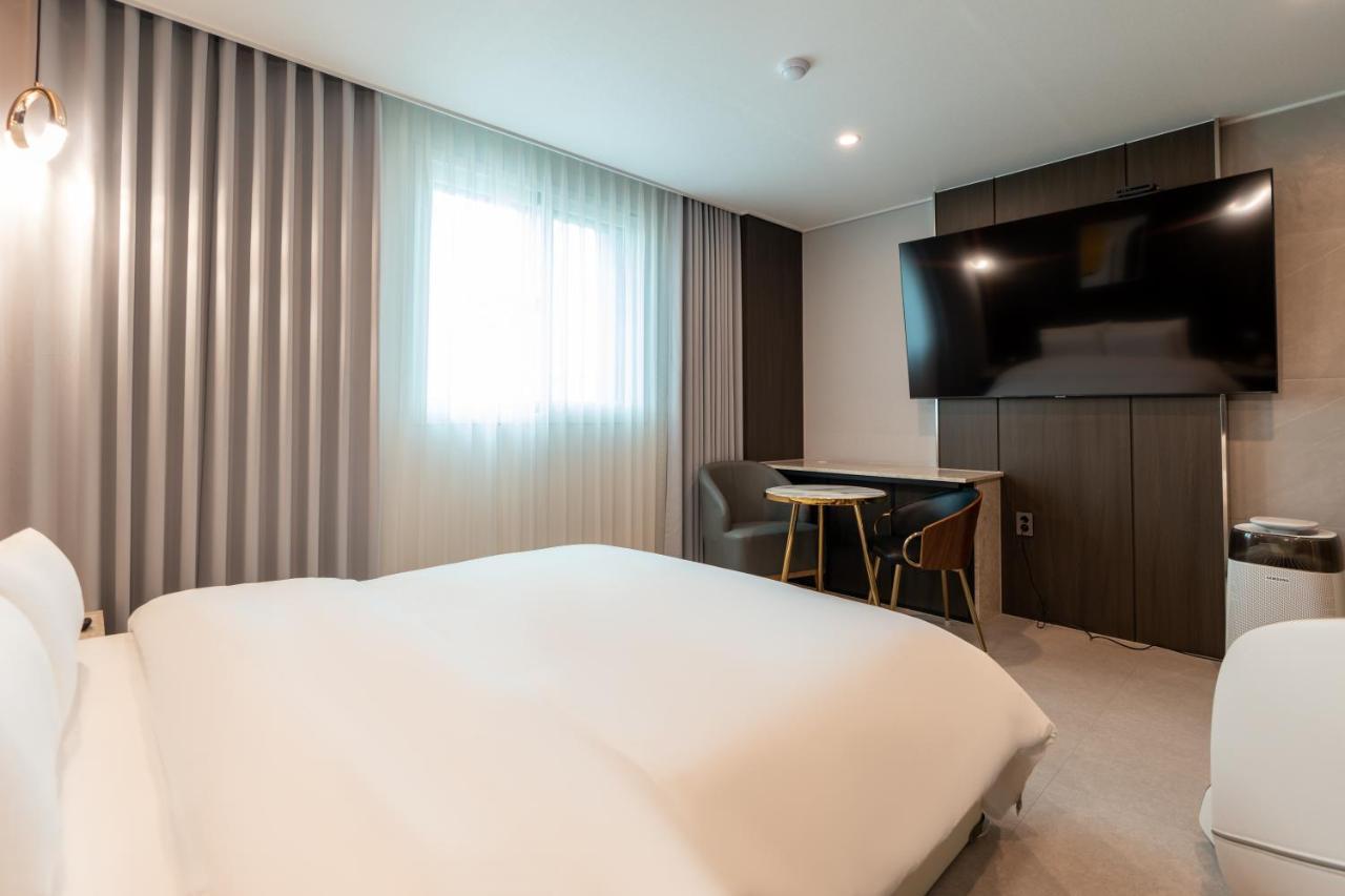 Jecheon Hound Hotel Chech'ŏn Eksteriør bilde