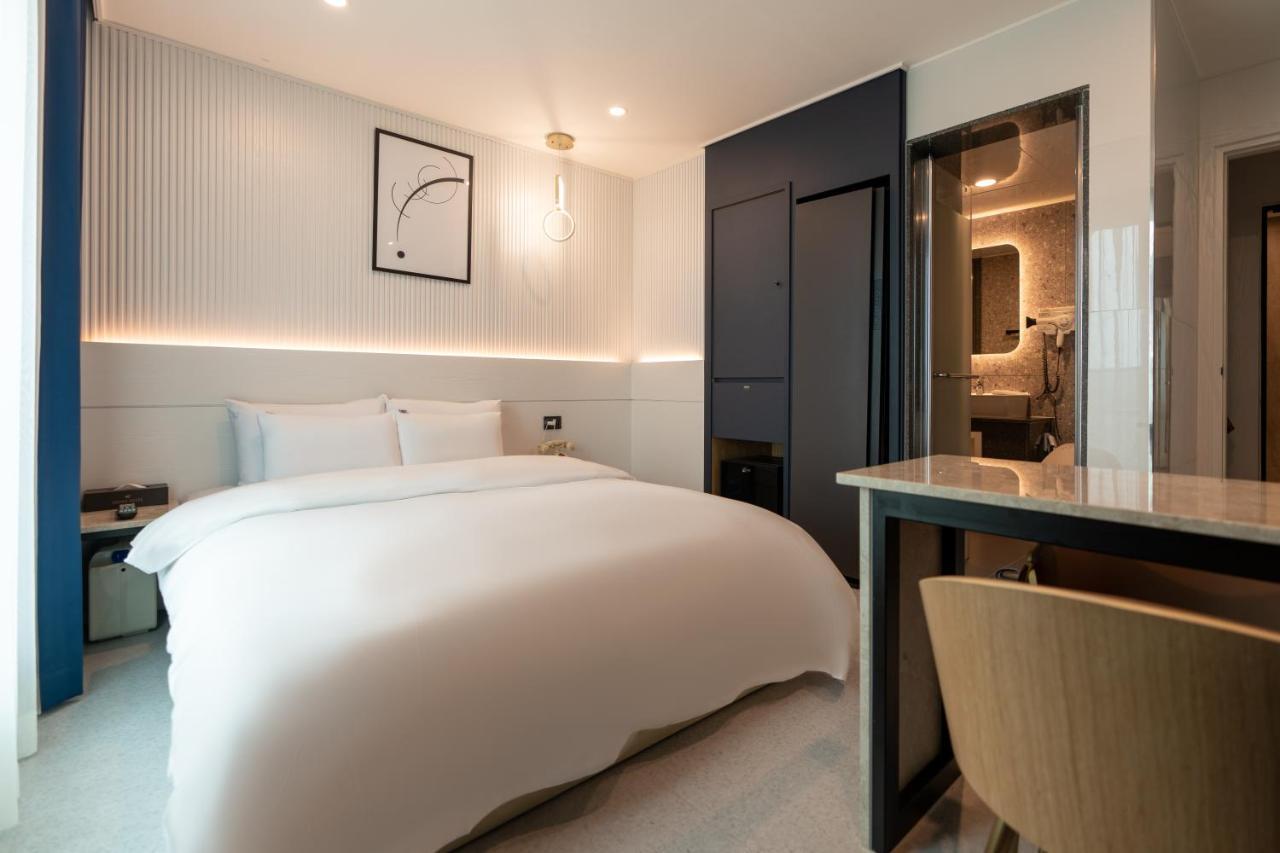 Jecheon Hound Hotel Chech'ŏn Eksteriør bilde