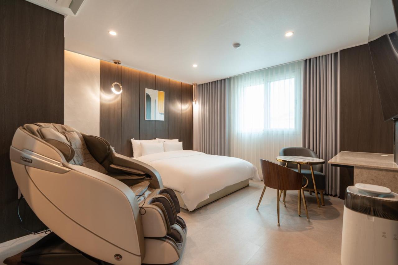 Jecheon Hound Hotel Chech'ŏn Eksteriør bilde