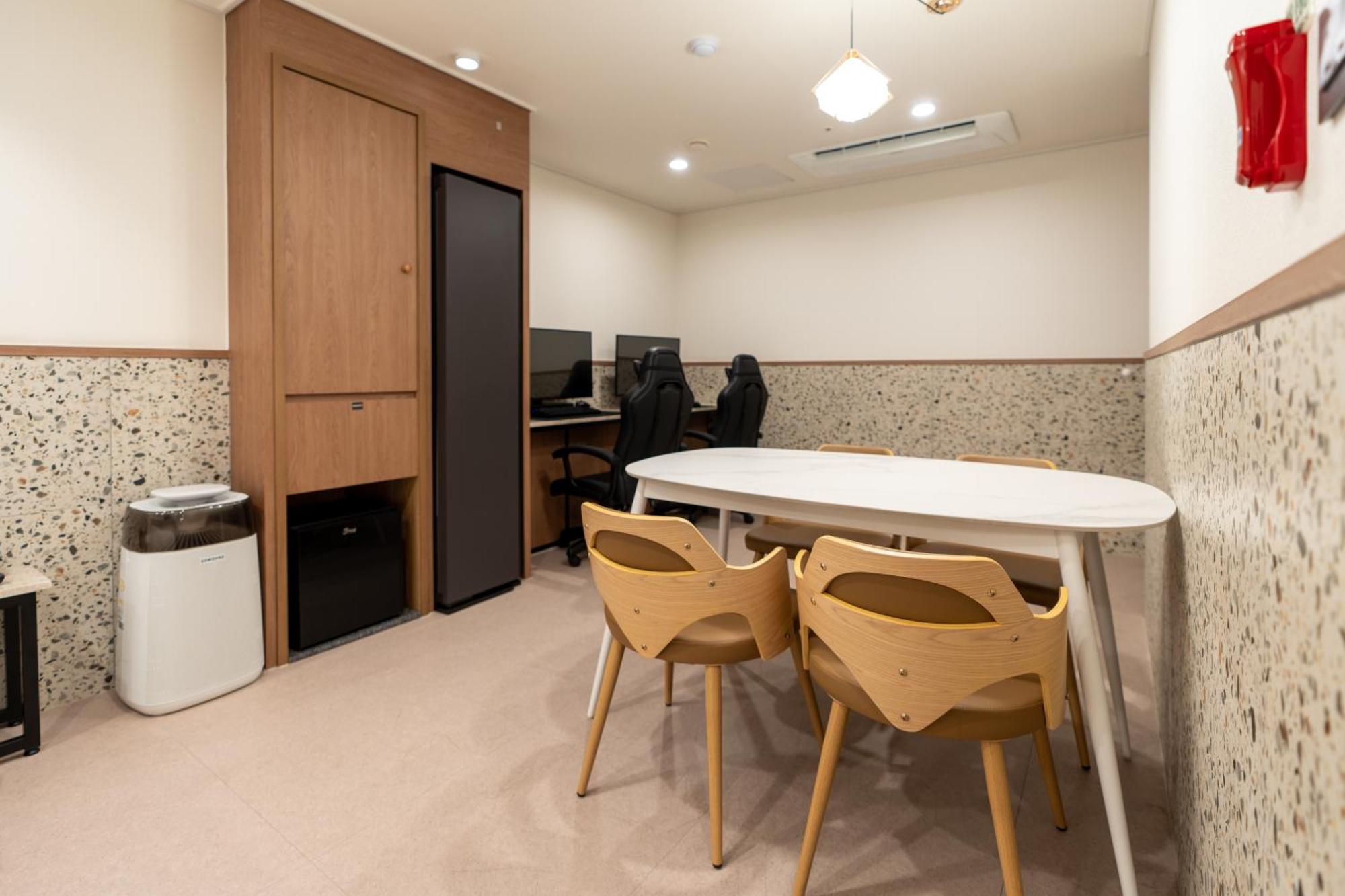 Jecheon Hound Hotel Chech'ŏn Eksteriør bilde