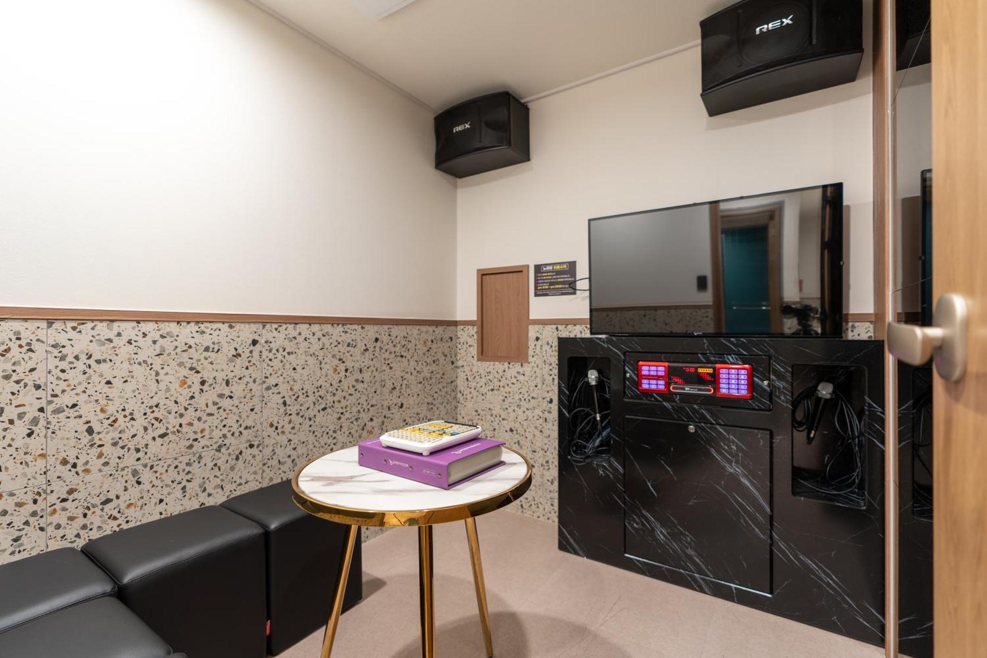 Jecheon Hound Hotel Chech'ŏn Eksteriør bilde