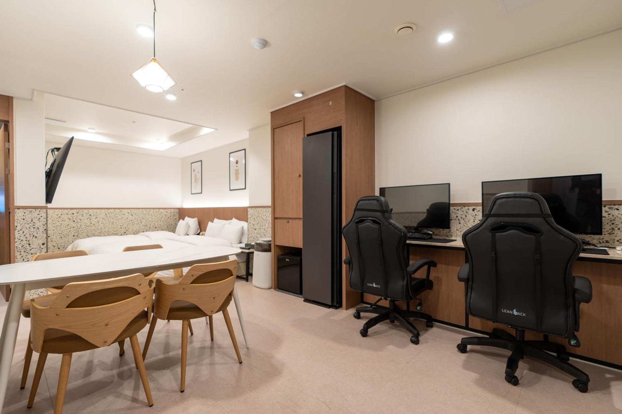 Jecheon Hound Hotel Chech'ŏn Eksteriør bilde